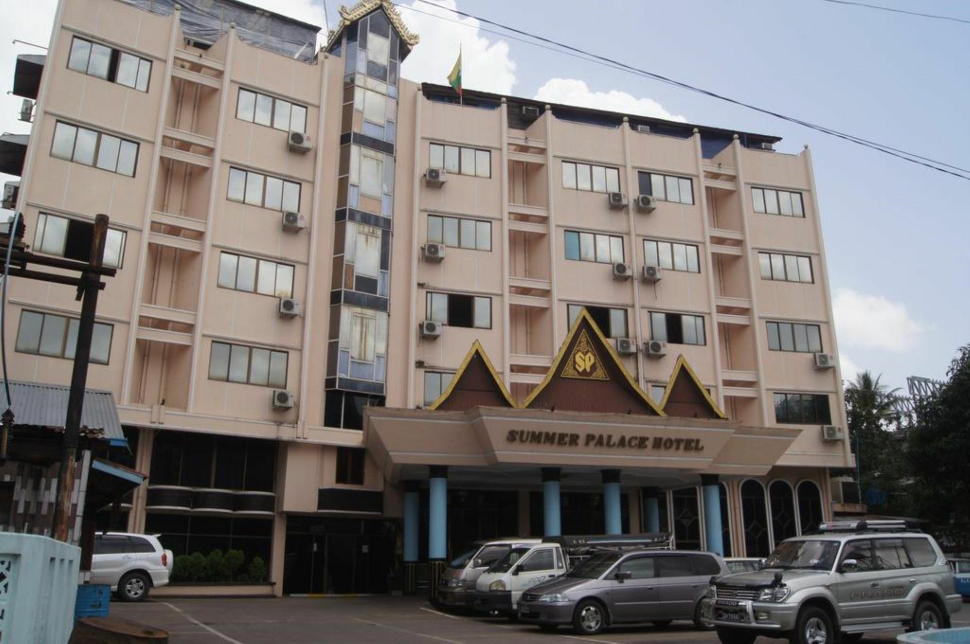 Summer Palace Hotel Rangoon Buitenkant foto